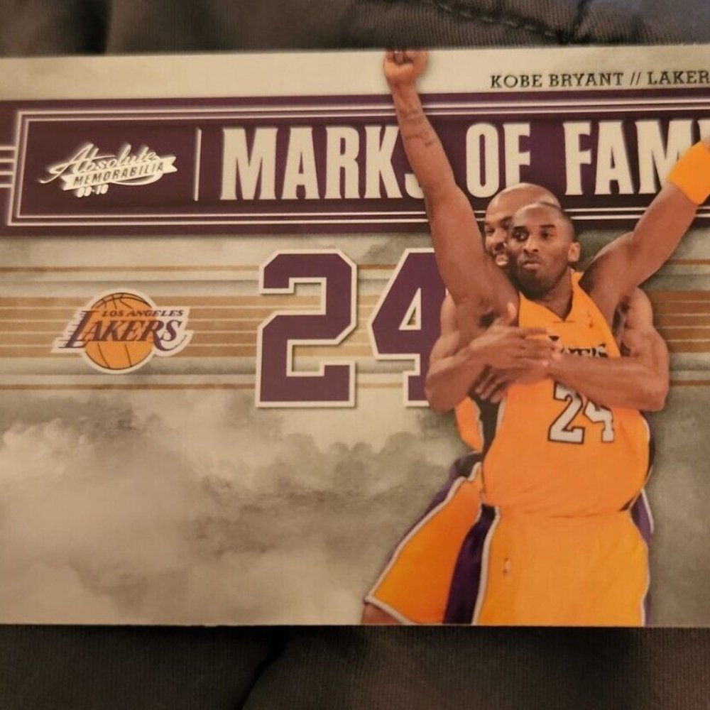 KOBE BRYANT LAKERS 2009-10 Absolute Mark of Fame #9 Card